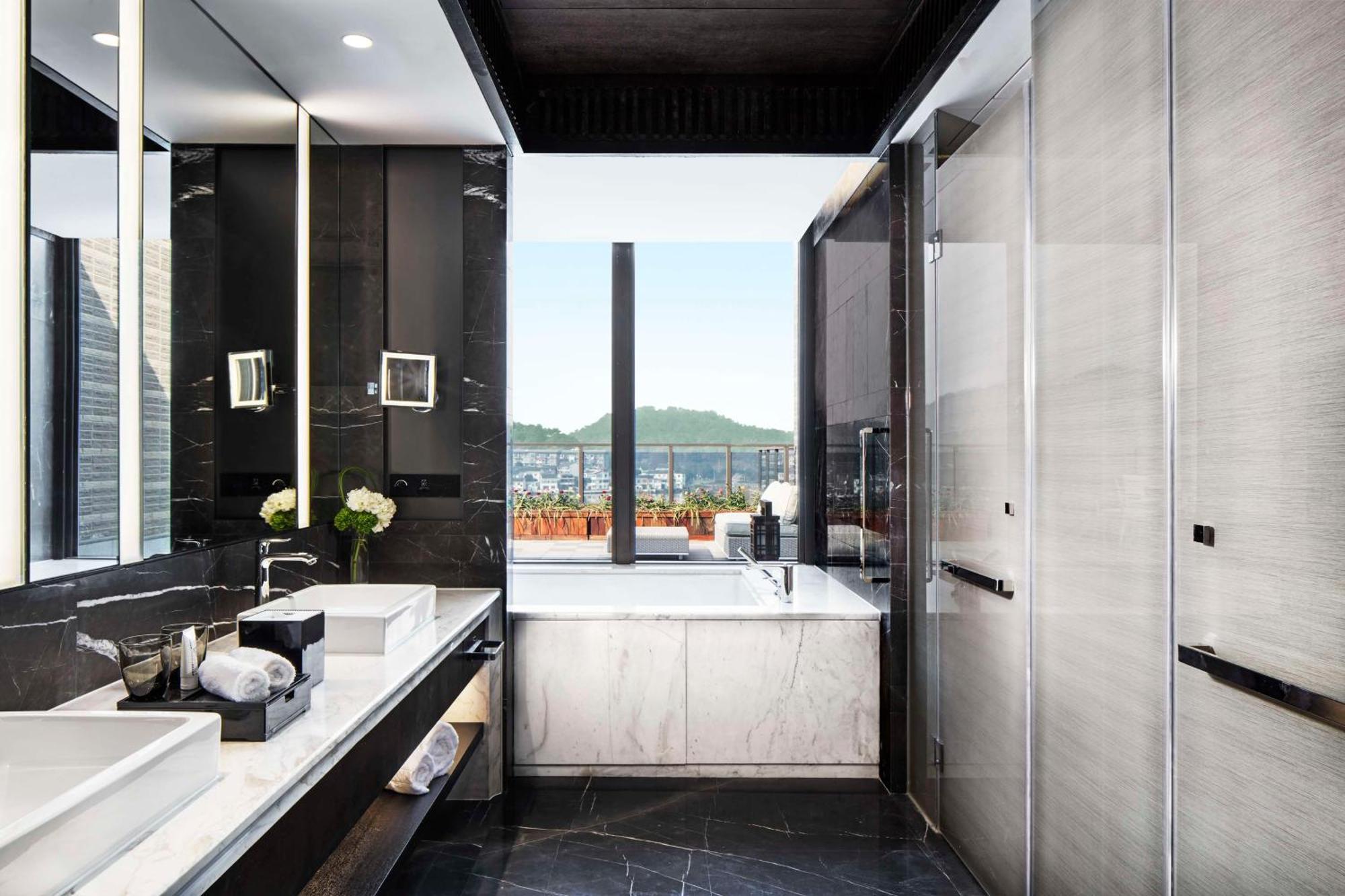 Hilton Ningbo Dongqian Lake Exterior photo