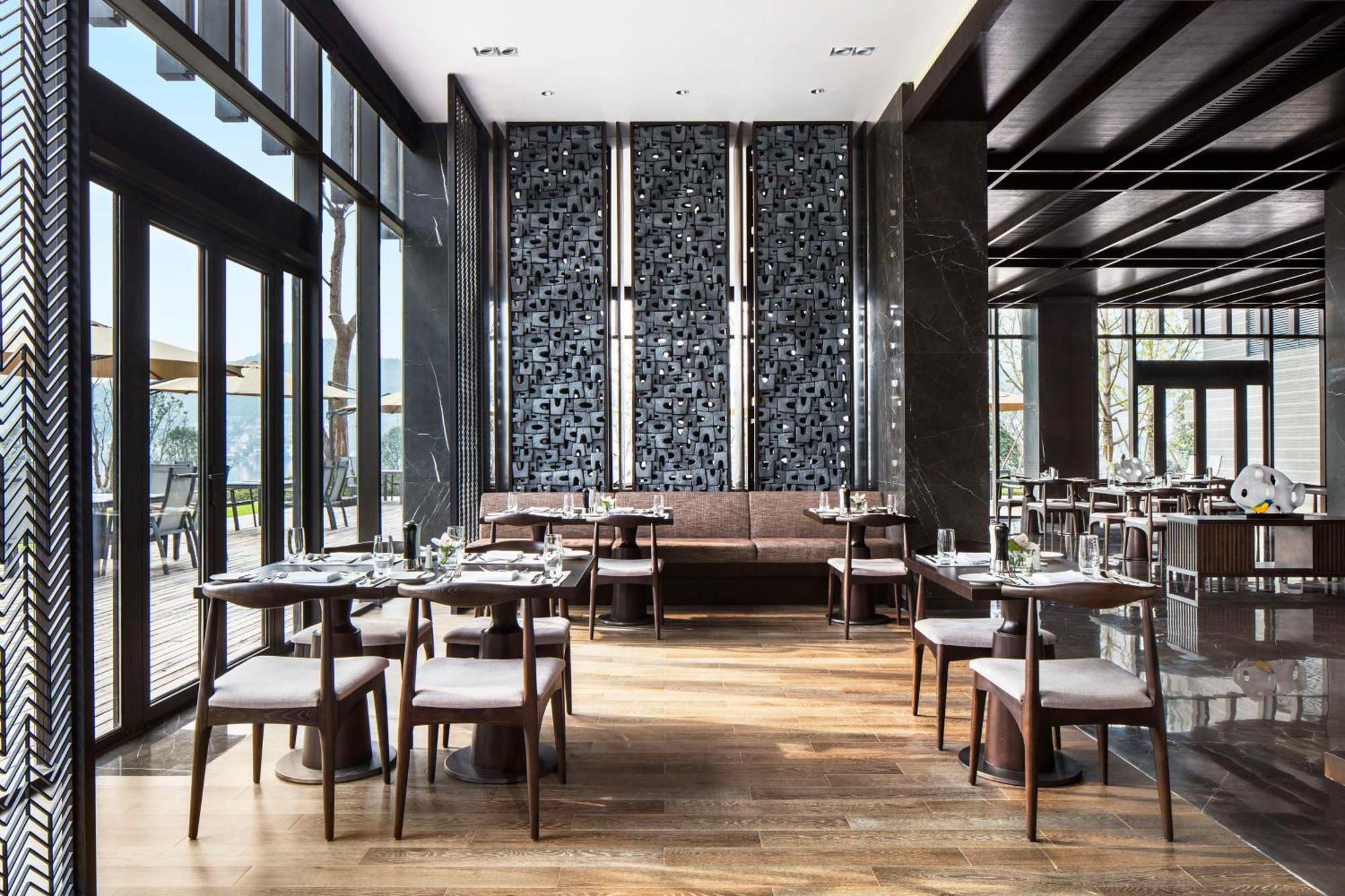Hilton Ningbo Dongqian Lake Exterior photo