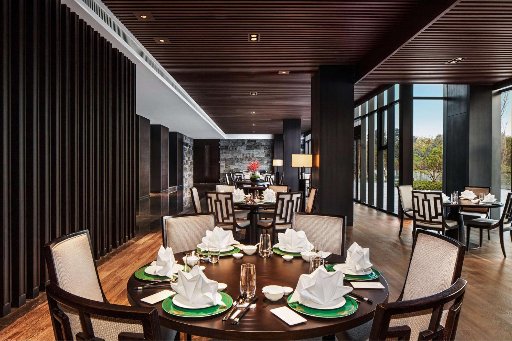 Hilton Ningbo Dongqian Lake Exterior photo