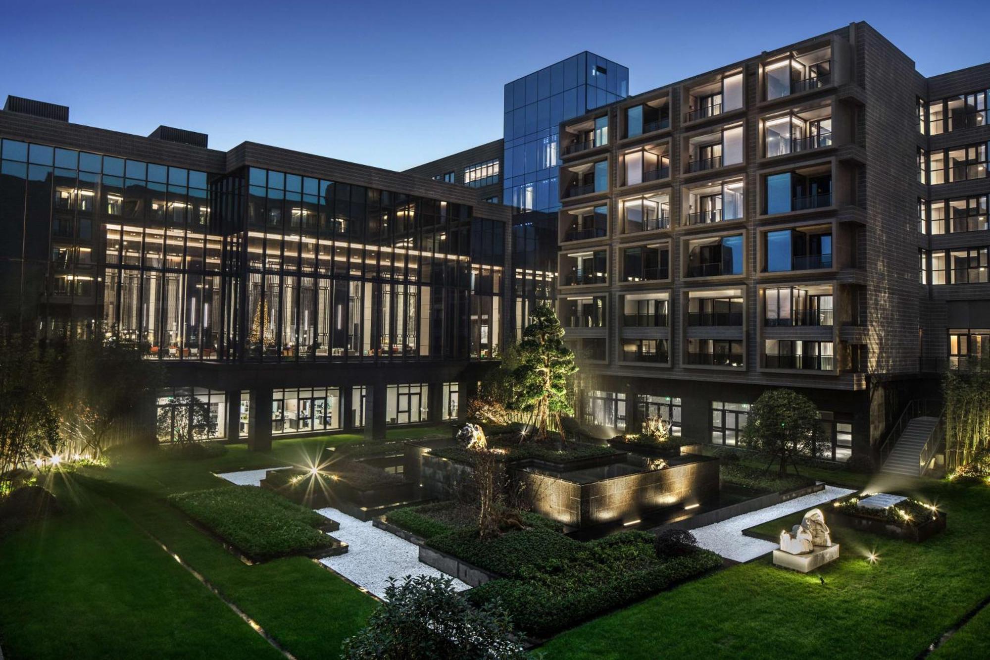 Hilton Ningbo Dongqian Lake Exterior photo
